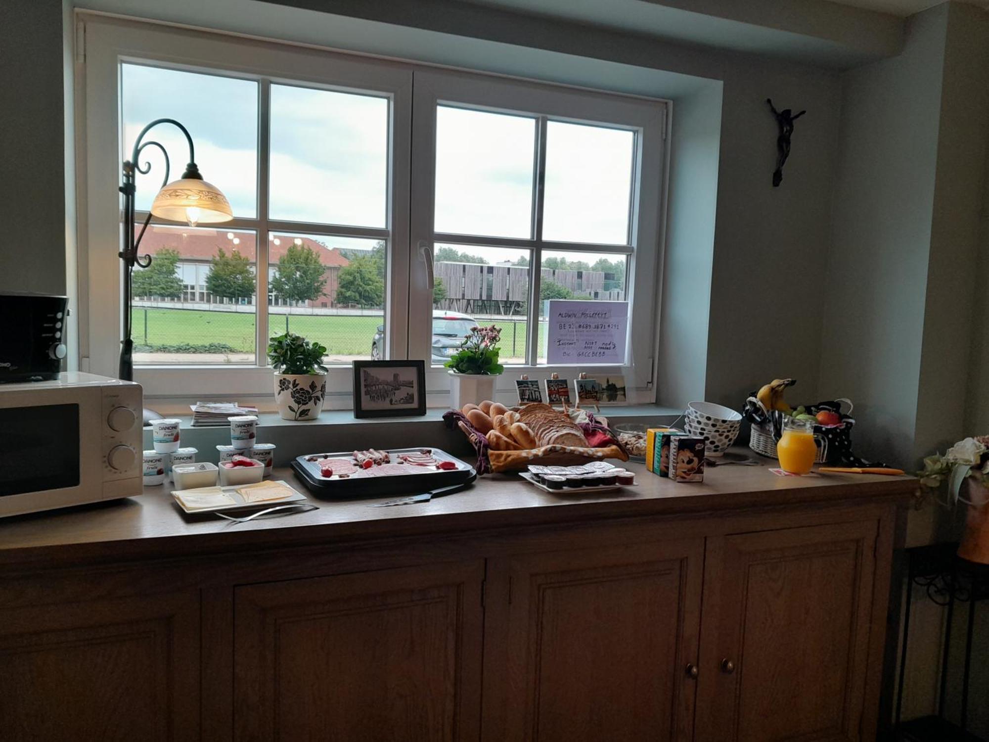 Juliette'S Bed & Breakfast อีปส์ ภายนอก รูปภาพ